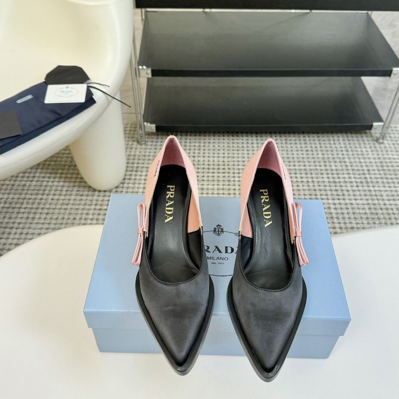 Pra*a high heels